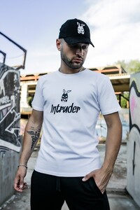 Фото - Брендова футболка від Intruder Bunny білого кольору - Men box