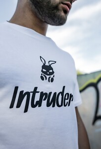 Фото - Брендова футболка від Intruder Bunny білого кольору - Men box