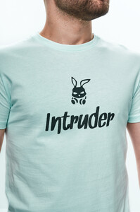 Фото - Яскрава чоловіча футболка Intruder Bunny бірюзового кольору - Men box