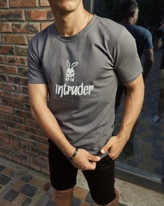 Фото - Брендова футболка Intruder Bunny темно-сірого кольору - Men box