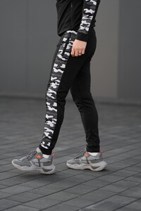 Фото - Мужские черные спортивки от бренда Intruder Dazzle - Men box