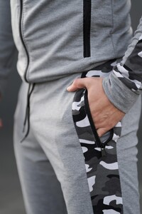 Фото - Спортивные штаны серого цвета бренда Intruder Dazzle - Men box