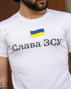 Фото - Патриотическая мужская футболка от Intruder с надписью "Слава ЗСУ" - Men box