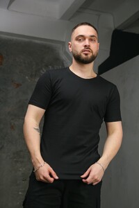 Фото - Базова футболка від Intruder чоловіча в чорному кольорі - Men box