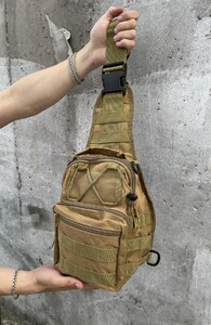 Фото - Сумка слінг у стилі мілітарі від Intruder кольору хакі - Men box