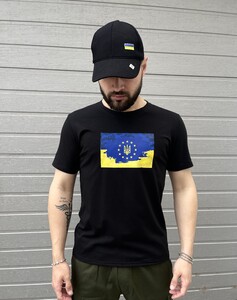 Фото - Патріотична чорна футболка із прапором UA та EU - Men box