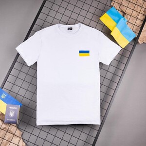 Фото - Патриотическая футболка Pobedov Peremoga с флагом Украины - Men box