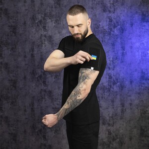 Фото - Военная футболка Pobedov Peremoga однотонная черного цвета - Men box