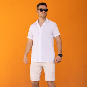 Фото - Бежеві чоловічі шорти Pobedov Frame прямого крою - Men box