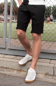 Фото - Однотонні чорні шорти прямого крою Pobedov Frame - Men box