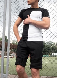 Фото - Однотонні чорні шорти прямого крою Pobedov Frame - Men box