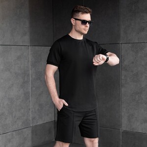 Фото - Базові шорти чорного кольору Pobedov Nebo - Men box