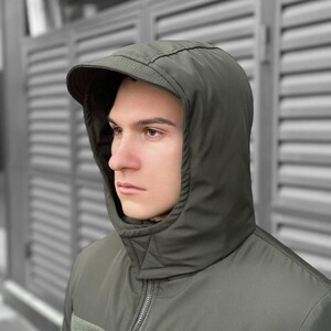 Фото - Зимова куртка Pobedov Winter Jacket Motive кольору хакі - Men box