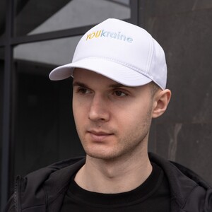 Фото - Кепка белого цвета Pobedov с надписью YOUkraїne - Men box