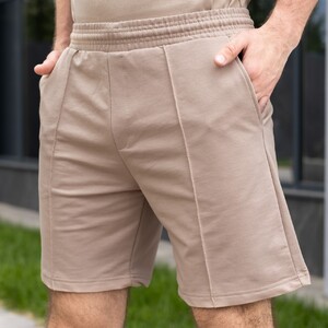 Фото - Однотонні шорти бежевого кольору Pobedov Nebo - Men box