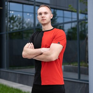 Фото - Черно-красная футболка Pobedov Segmentation В2 хлопковая - Men box