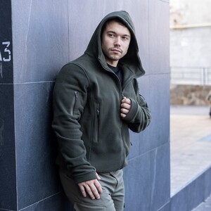 Фото - Чоловіча толстовка з капюшоном Pobedov Explorer кольору хакі - Men box