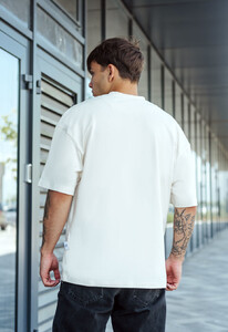 Фото - Футболка з кроликом Банні Staff bunny oversize - Men box