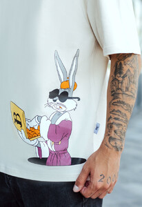 Фото - Футболка з кроликом Банні Staff bunny oversize - Men box