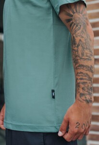 Фото - Футболка бирюзовая однотонная Staff turquoise basic - Men box