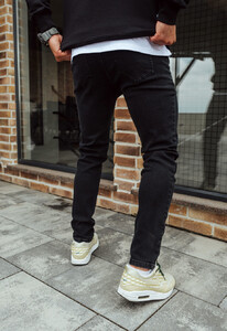 Фото - Джинсы молодежные черные Staff he black2 slim - Men box