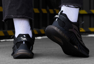 Фото - Кроссовки со светоотражателем Staff black & reflective - Men box