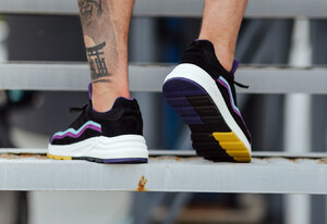 Фото - Кроссовки с фиолетовыми вставками Staff black & purple - Men box