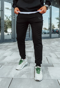 Фото - Спортивные мужские штаны черные Staff logo black - Men box