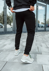 Фото - Спортивные мужские штаны черные Staff logo black - Men box