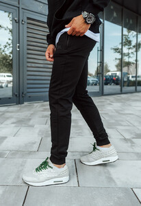Фото - Спортивные мужские штаны черные Staff logo black - Men box