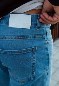 Фото - Джинсы мужские зауженные Staff light blue slim - Men box