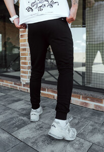 Фото - Спортивні штани чорного кольору Staff wol logo black - Men box