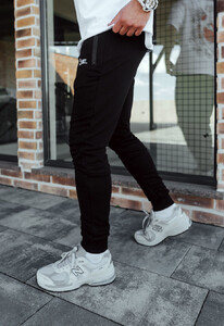 Фото - Спортивні штани чорного кольору Staff wol logo black - Men box