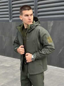 Фото - Куртка для мужчин от Pobedov Fearless в цвете хаки - Men box
