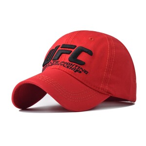 Фото - Спортивная бейсболка Narason красного цвета с лого UFC - Men box