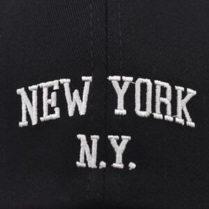 Фото - Чоловіча чорна кепка Narason з білою вишивкою New York - Men box