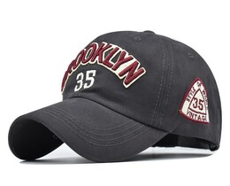 Фото - Серая бейсболка Narason с бордовым лого Brooklyn - Men box