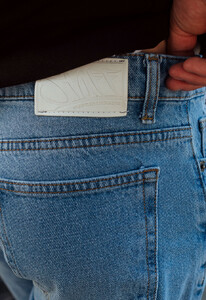 Фото - Джинсы светло-синие Staff light blue regular - Men box