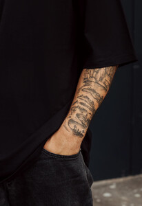 Фото - Футболка оверсайз чорна Staff black oversize - Men box
