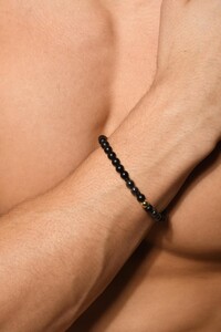 Фото - Браслет от Andrew Christian с золотистой бусиной - Men box