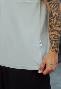 Фото - Светло-серая футболка Staff light gray basic - Men box