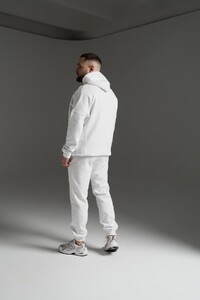 Фото - Теплый оверсайз костюм от Intruder в белом цвете - Men box