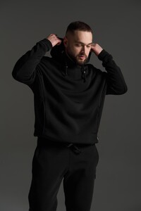 Фото - Базовый костюм черного цвета Intruder (худи + штаны) - Men box