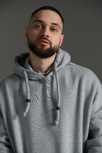 Фото - Спортивный оверсайз костюм на флисе Intruder серого цвета - Men box