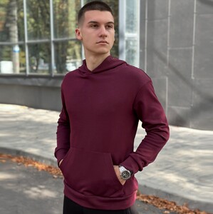 Фото - Однотонне худі для чоловіків від Pobedov бордового кольору - Men box