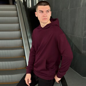 Фото - Однотонне худі для чоловіків від Pobedov бордового кольору - Men box