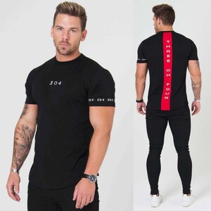 Фото - Мужская черная футболка от Alpha для фитнеса - Men box