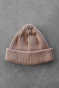 Фото - Шапка біні бежевого кольору Staff beige - Men box