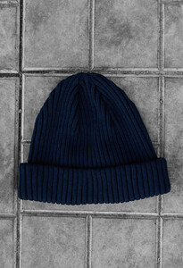 Фото - Однотонна темно-синя шапка біні Staff navy - Men box