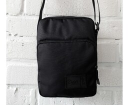 Фото - Базовая черная сумка через плечо Staff black - Men box